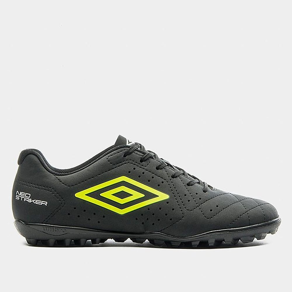 Chuteira Society Umbro Neo Striker