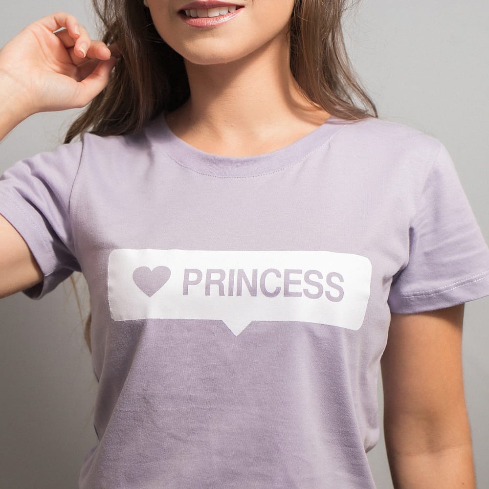 Camiseta T-shirt feminina Princess Lilás