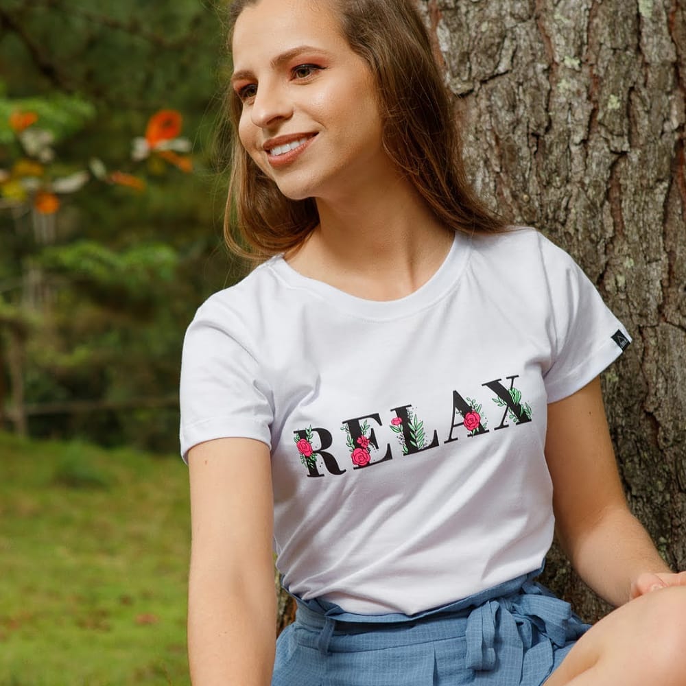 Camiseta Feminina Relax Branca