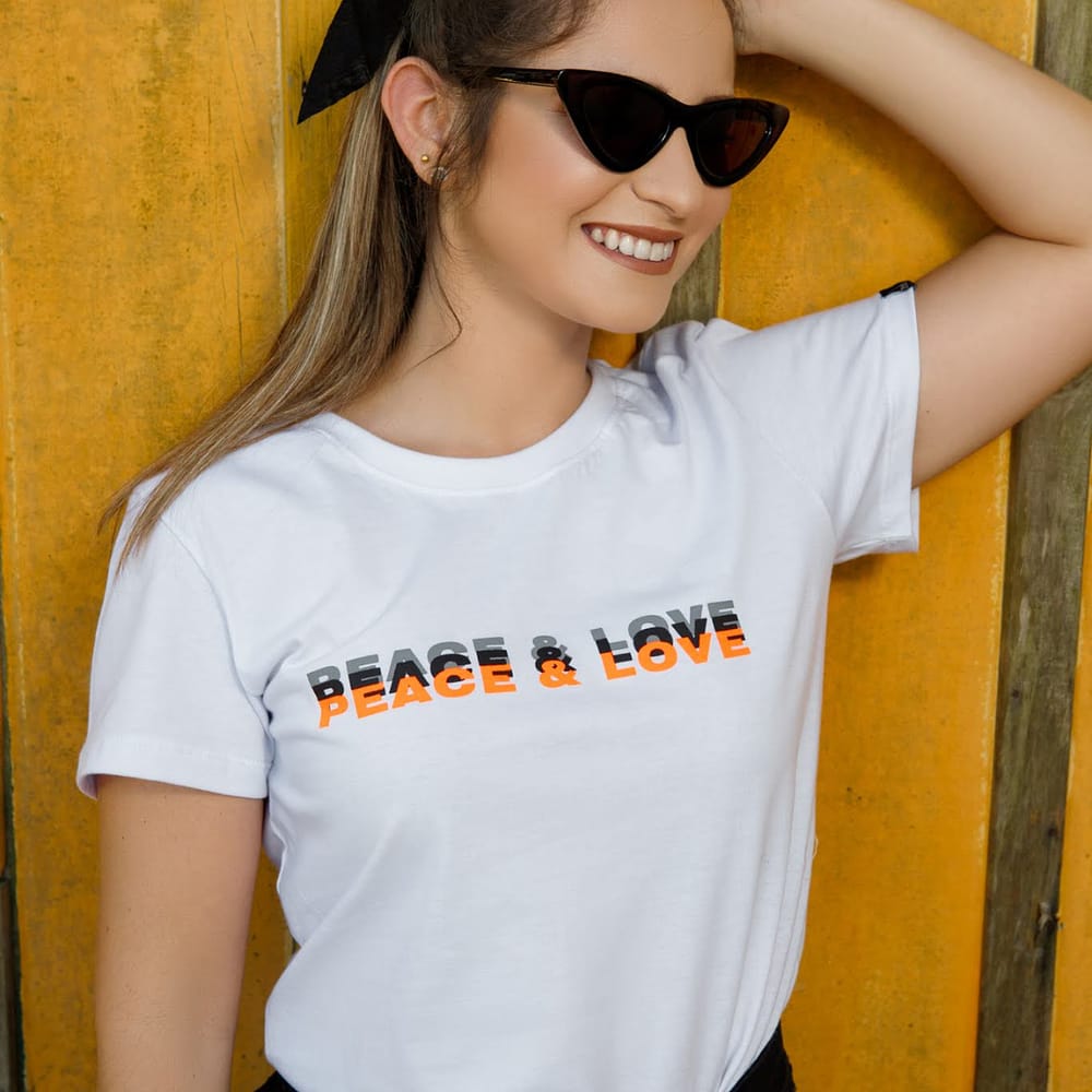 Camiseta TShirt feminina Pace & Love Branca