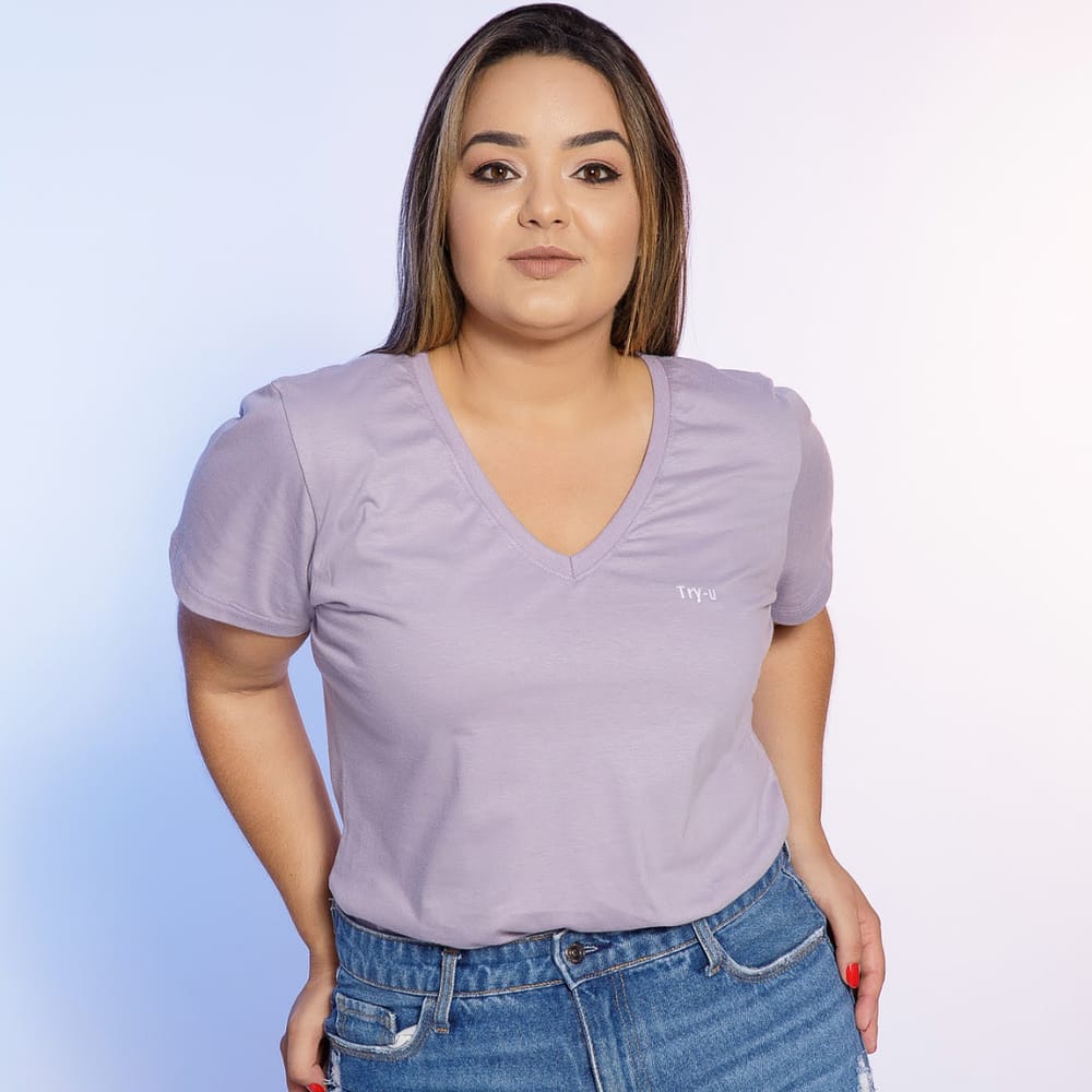 Camiseta T-shirt feminina Básica lilás decote V