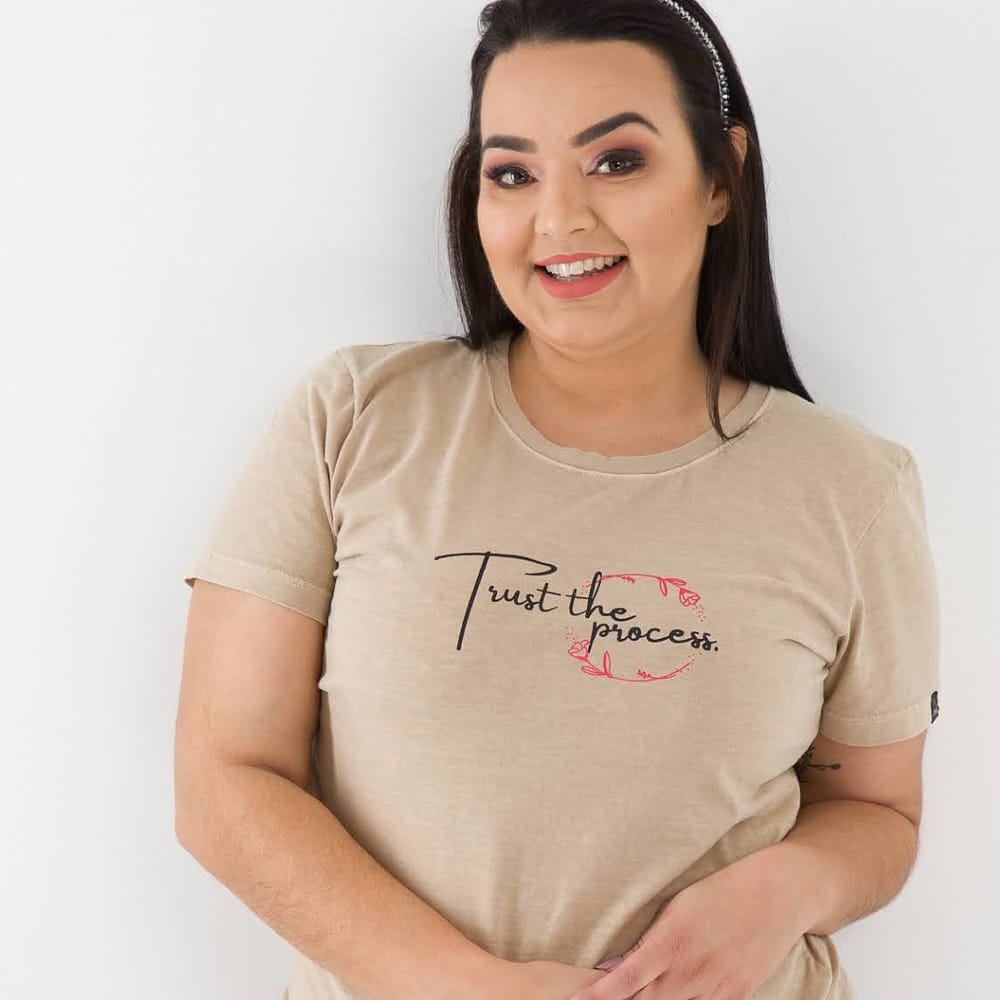 Camiseta T-shirt Feminina Trust The Bege Estonada